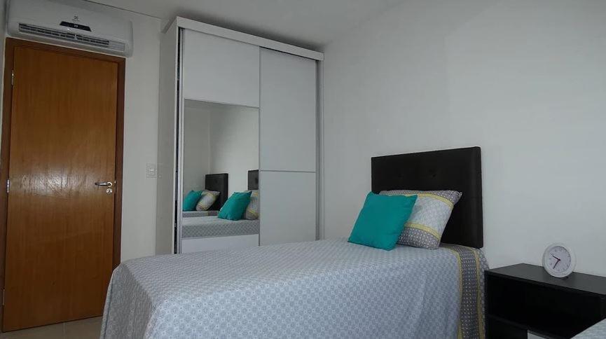 Apto Guarajuba Praia Condominio Porto Smeralda-100 Metros Da Praia 외부 사진